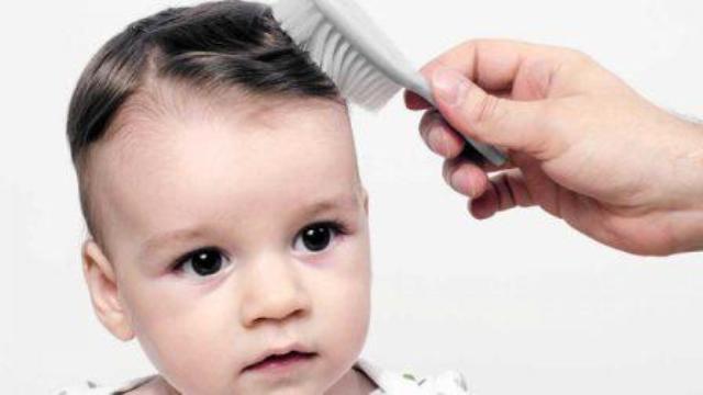 اسباب تساقط الشعر عند الاطفال الخارقون